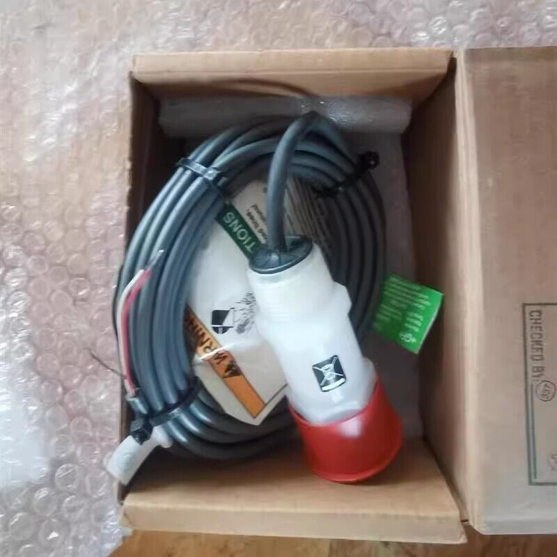 new 1pcs +GF+ Signet Liquid Pressure Transmitter 3-2450-3L Pressure Sensor - SIGNET