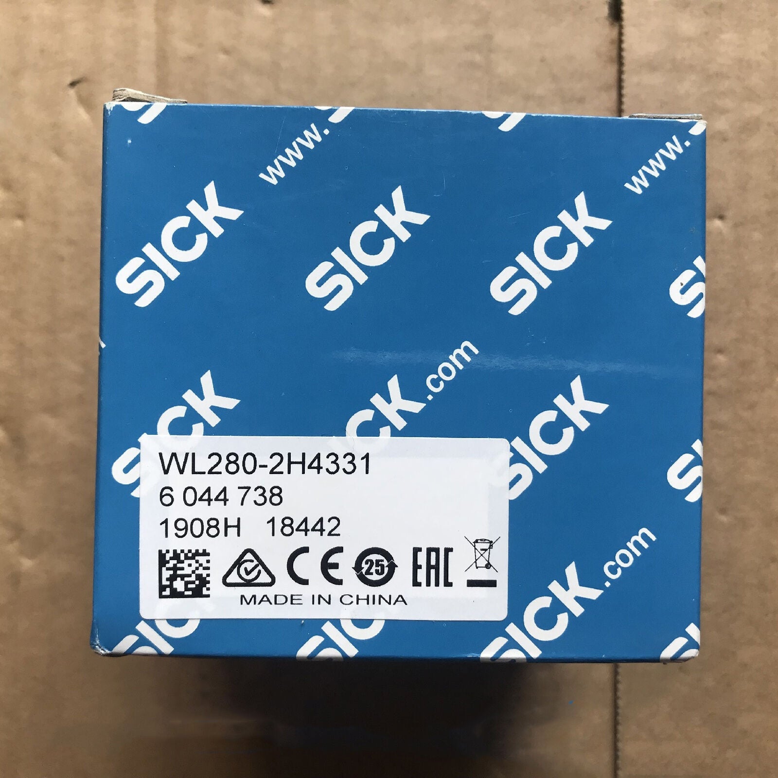 1PC SICK WL280-2H4331 Photoelectric Switch - SICK