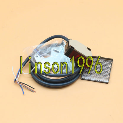 ONE OMRON E3JK-R4M1-ZH SENSOR IN BOX - OMRON