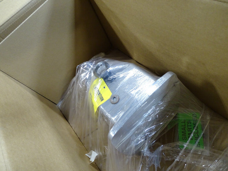 NORD SK42 F GEARMOTOR - NEW - NORD