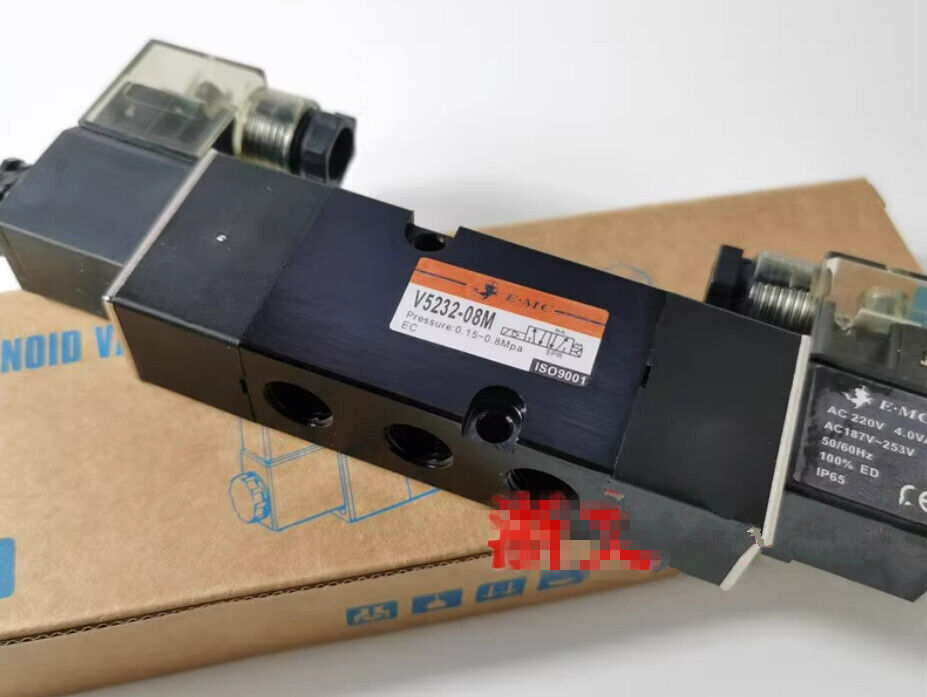 1PCS FIT FOR solenoid valve V5232-08M AC220V
