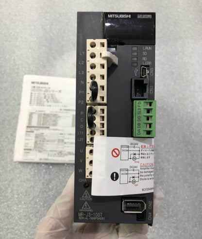 Mitsubishi AC SERVO DRIVER MR-J3-100T SERVO DRIVER year - MITSUBISHI