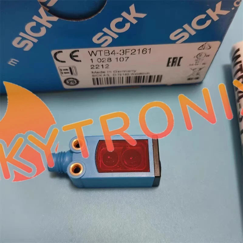 1Pcs SICK 1028107 WTB4-3F2161 photoelectric sensor