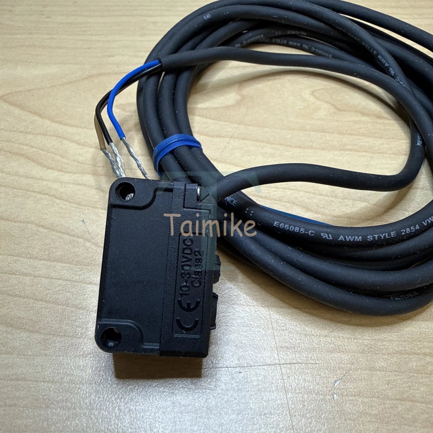 ! Keyence PZ-G41N Photoelectric Sensor
