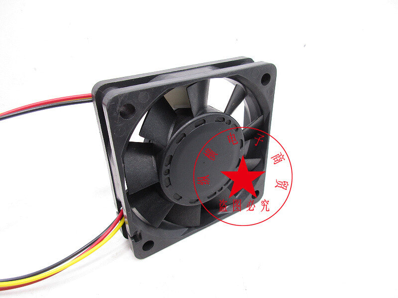 SANYO 109P0624J7D04 DC24V 0.14A 60*60*15MM Axial Fan