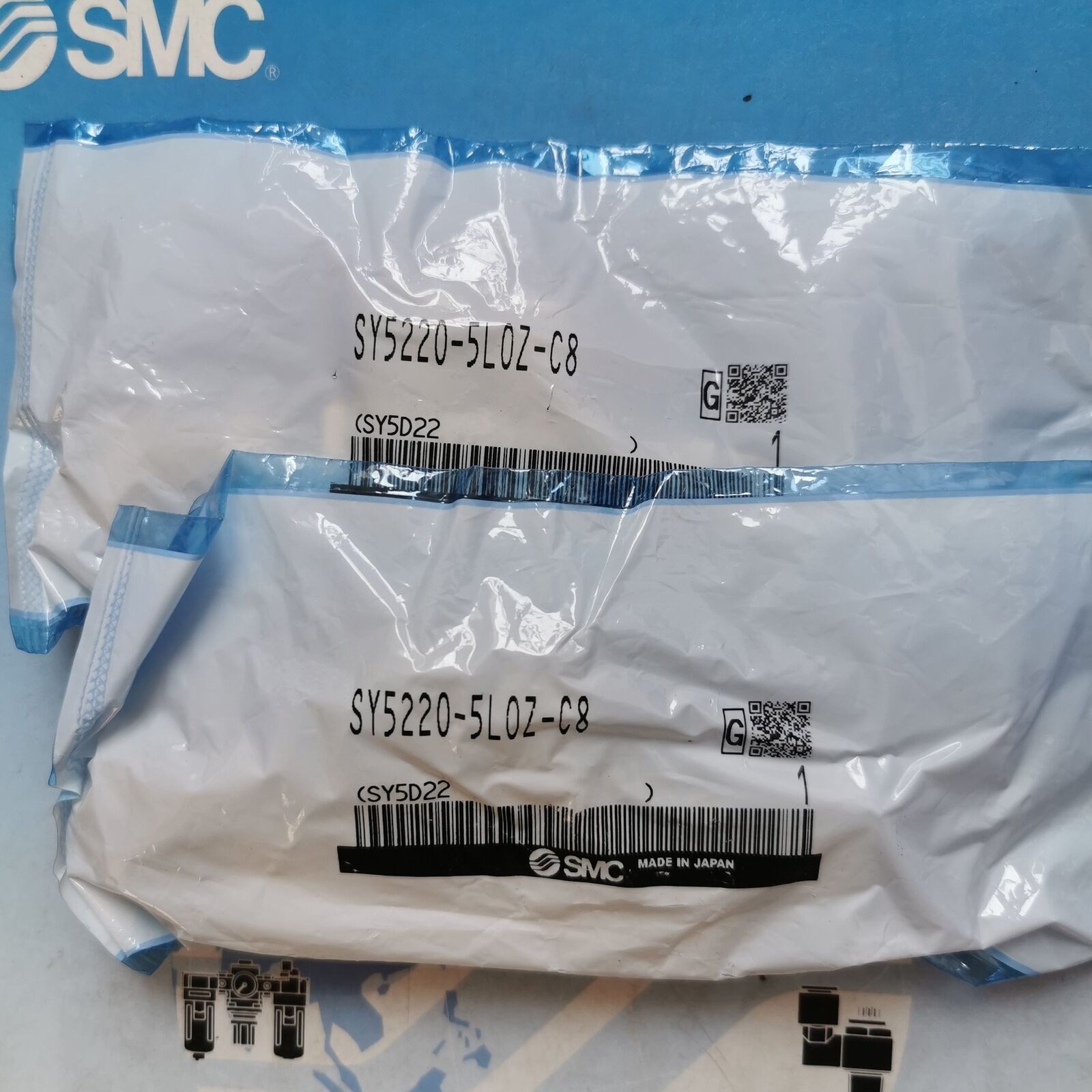 1PCS SMC SY5220-5LOZ-C8 Solenoid Valve - SMC