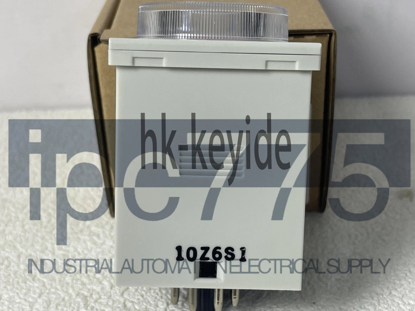 700HRM12TA17C Multi period time relay 700-HRM12TA17C 8-PIN Fast delivery