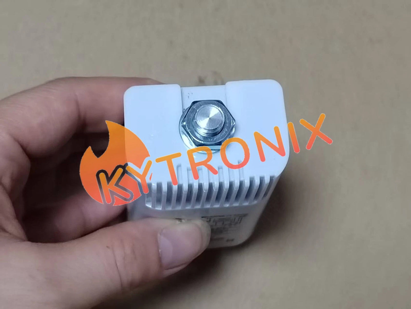 1PCS FOR ELKOSUN trigger ZRM 6-ES/C 400W/600W 200-240V 50/60Hz ballast