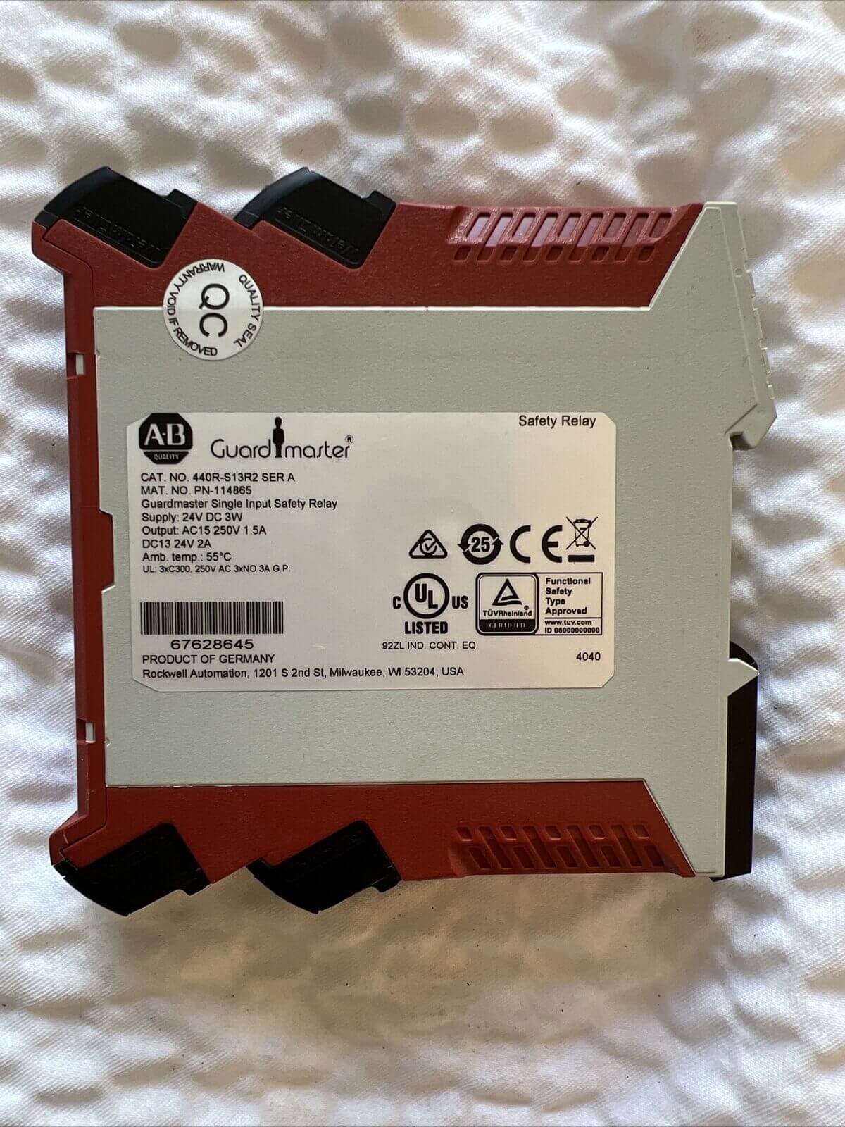 Allen-Bradley Guardmaster Safety Relay 440R-S13R2 NEW USA - ALLEN-BRADLEY