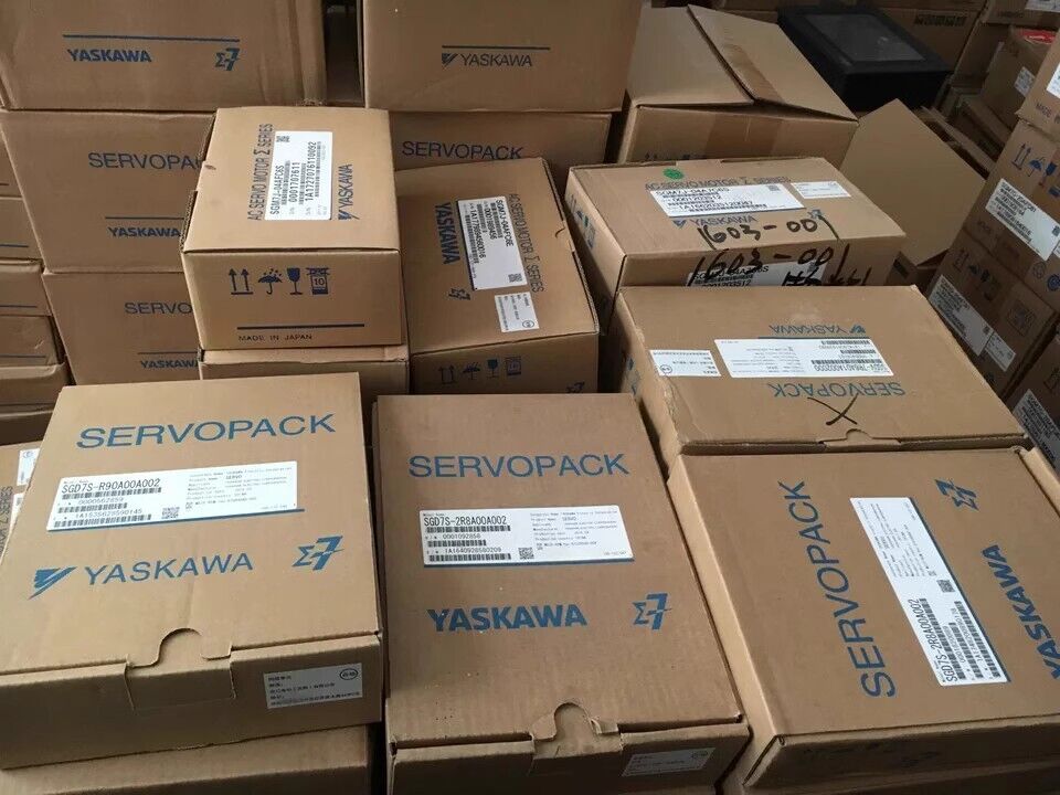 Yaskawa SGMGV-13ADA61 AC Servo Motor - YASKAWA