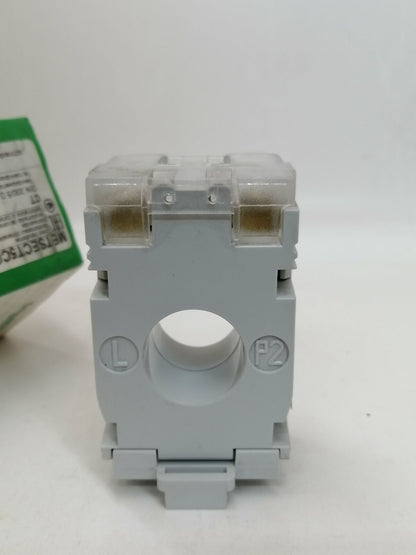 Schneider Electric | METSECT5CC020 | CURRENT TRANSFORMER DIN 200/5 SHIP - KOEED
