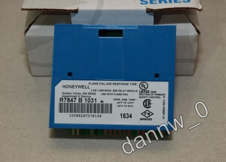 new  Honeywell R7847B1031 Flame Amplifier