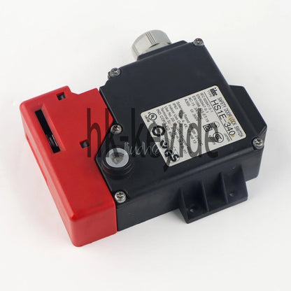 1Pcs IDEC HS1E-340 safety switch