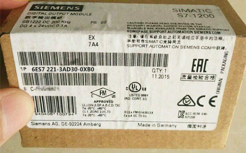 new  Siemens 6ES7221-3AD30-0XB0 In Box One year