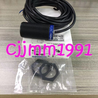 new 1PC XS4P30MA230L1 sensor YF - YF