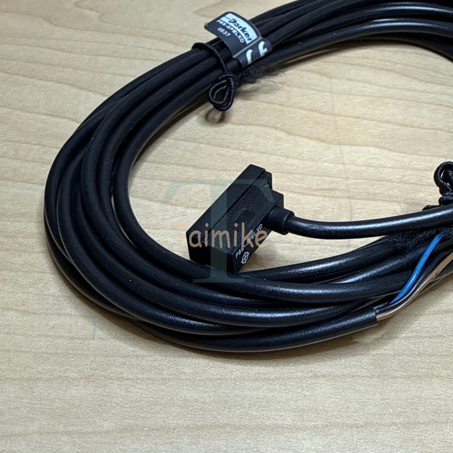! Parker P8S-SPELXD Electric Sensor PNP Cable 3m