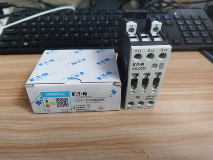 1PC Eaton Moeller XTCG025C00AO Contactor 220VAC In Stock - EATON MOELLER