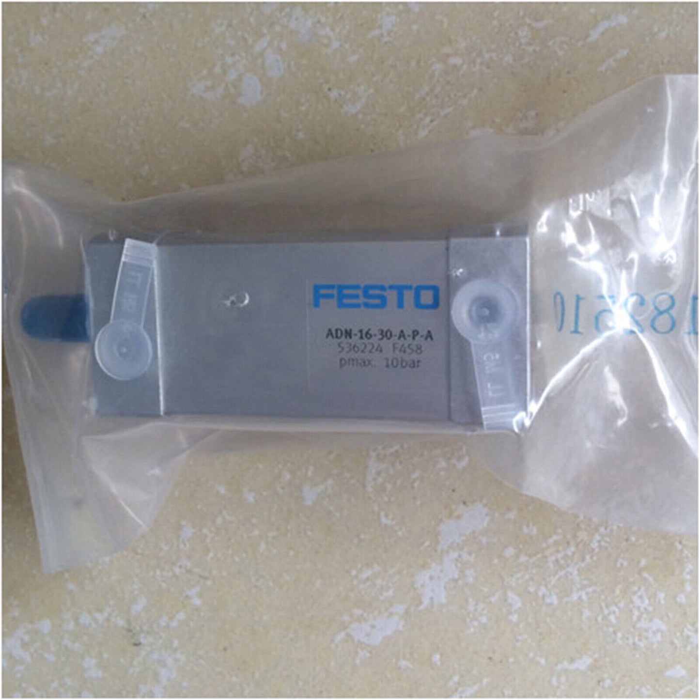 FESTO Compact Cylinder ADN-16-30-A-P-A 536224 Fast - FESTO