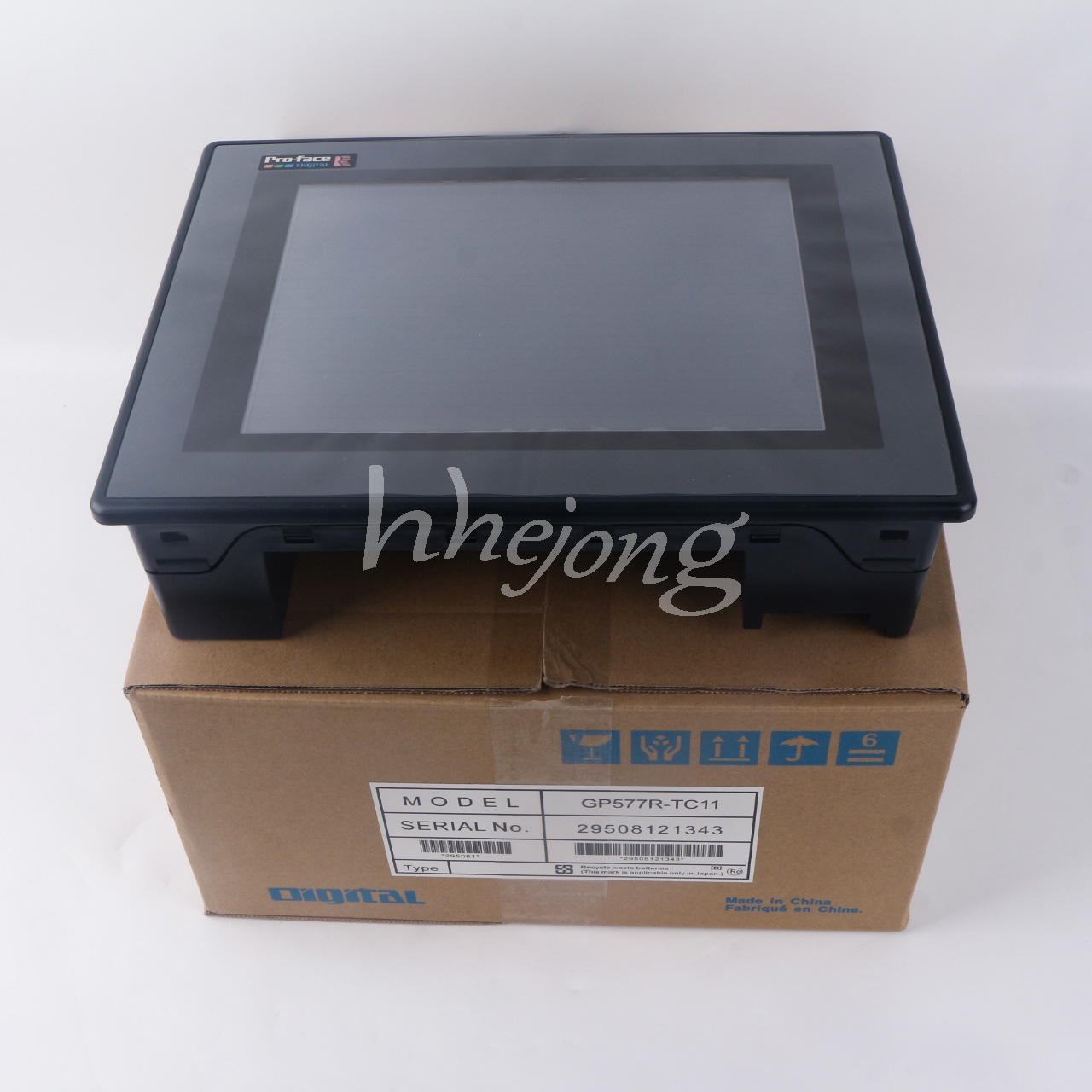 new 1PCS  PRO-FACE TOUCH SCREEN GP577R-TC11