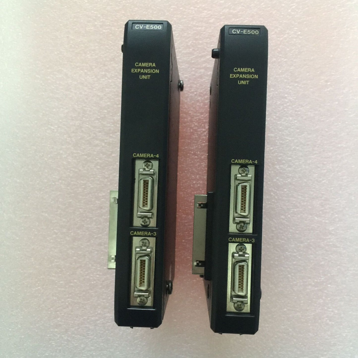 Used ONE KEYENCE CV-E500 Vision System Extension Unit - ONE KEYENCE