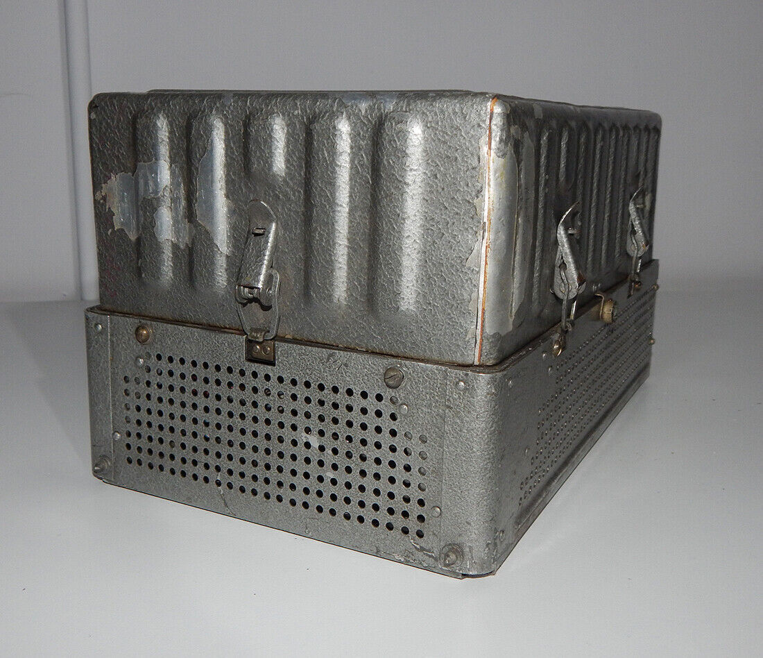 Used Radio R-860: Aircraft Radio Station Rarity - AVIATEK