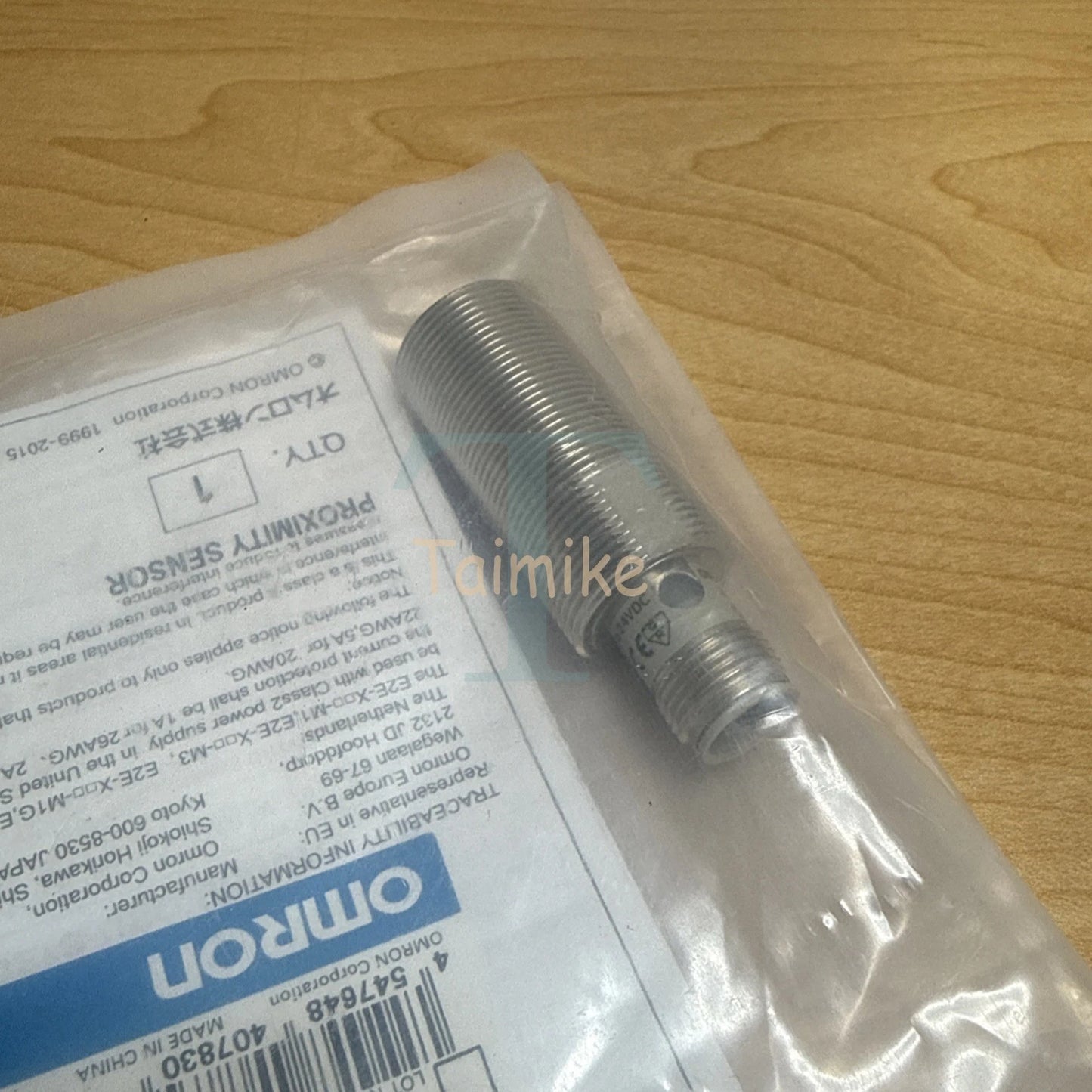 ! Omron E2E-X7D1-M1G Proximity Sensor