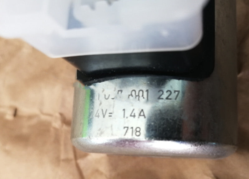 1PCS FOR Rexroth solenoid valve coil 1837001227 24V1.4A