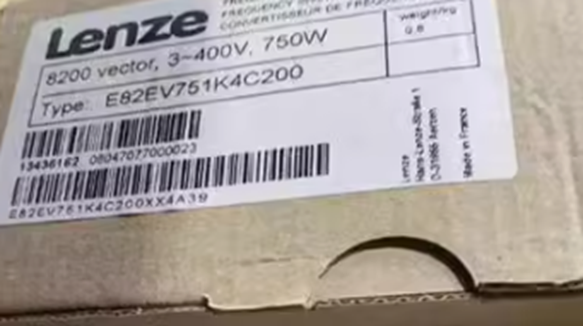 LENZE E82EV751-4C200 - LENZE