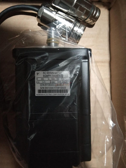 YASKAWA SERVO MOTOR SGMPH-04AAE4CD - YASKAWA