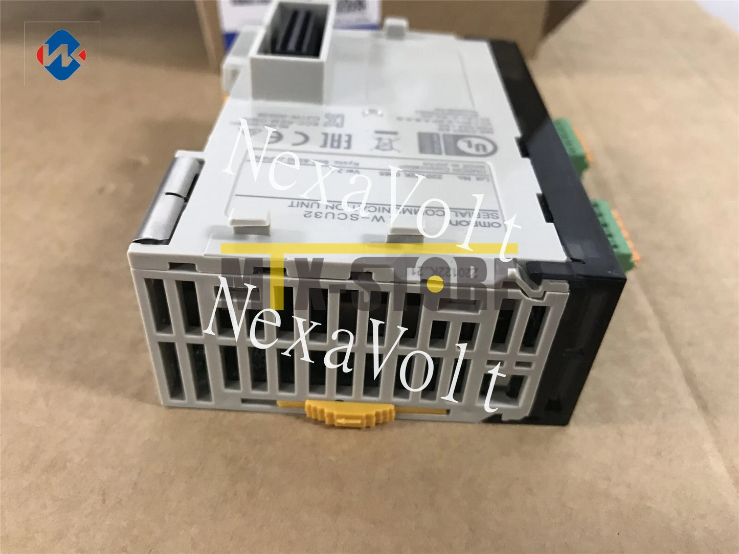 1pcs Omron Output Unit CJ1W-SCU32