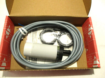 NEW CARLO GAVAZZI EC3025TBA CAPACITIVE PROXIMITY SWITCH - GAVAZZONI