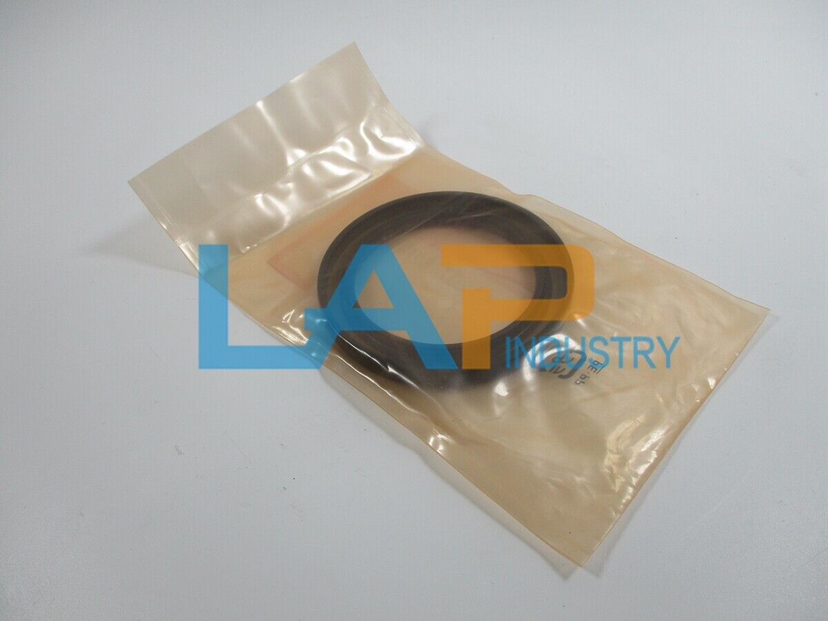 new 1Pcs  For XH1604E transmission front oil seal