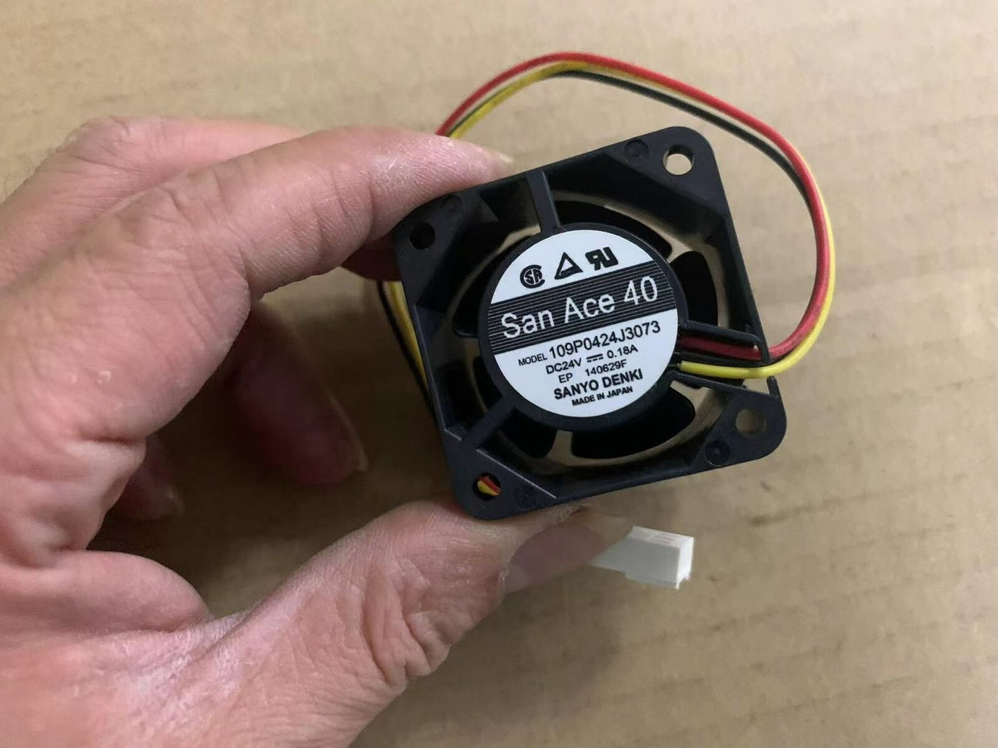 new SANYO 109P0424J3073 4028 4CM 24V 0.18A 3-pin inverter cooling fan
