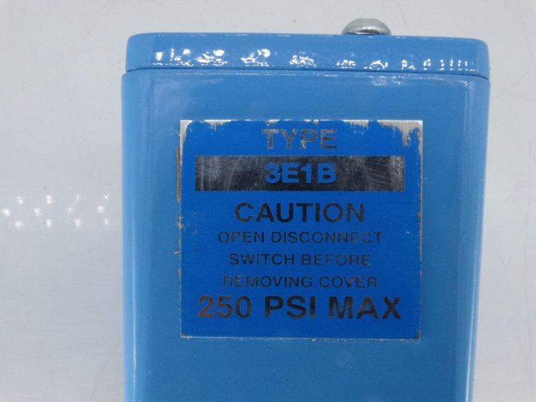 Warrick Controls 3E1B Fitting - High-Quality Industrial Component - WARRICK CONTROLS
