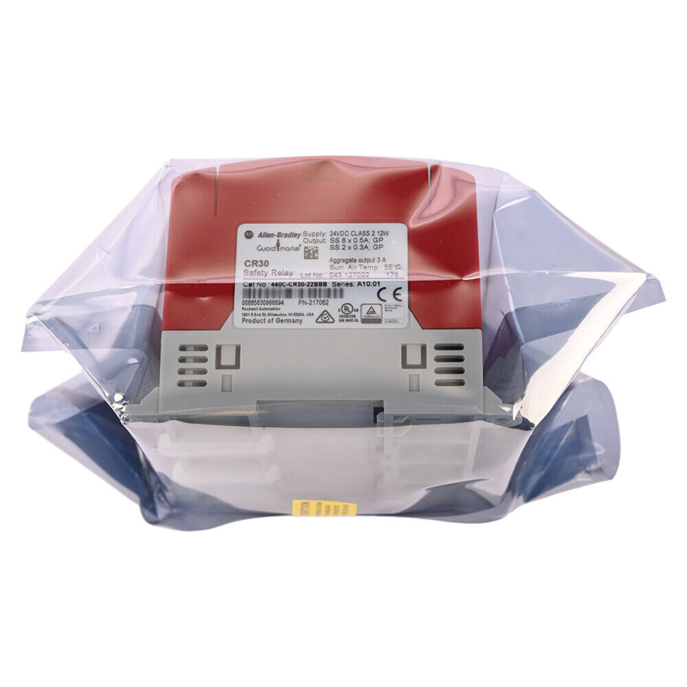 440C-CR30-22BBB Safety Relay with 4 Safety Out 12 Safety In Programable Safety Relay AB NIB - BRAND NAME