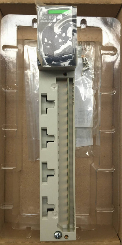 new SCHNEIDER 140ACI03000 Analog Input Module - SCHNEIDER