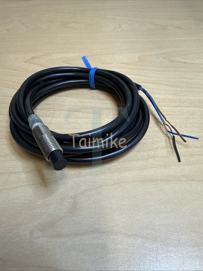 ! Omron E2E-X2MC18 Proximity Sensor