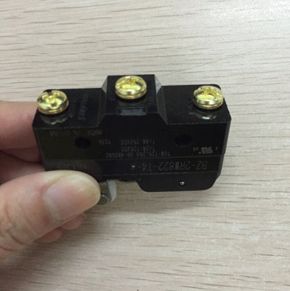 new 1PC Azbil BZ-2RW822-T4-J BZ2RW822T4J Limit Switch - AZBIL