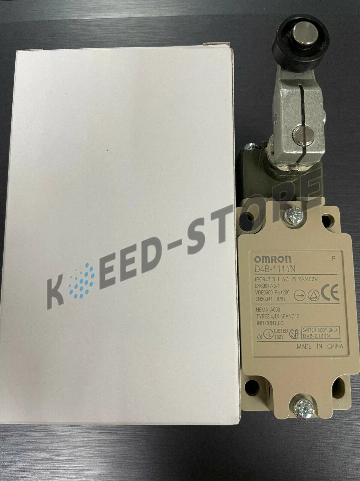 1PCS OMRON D4B-1111N Limit Switch D4B1111N