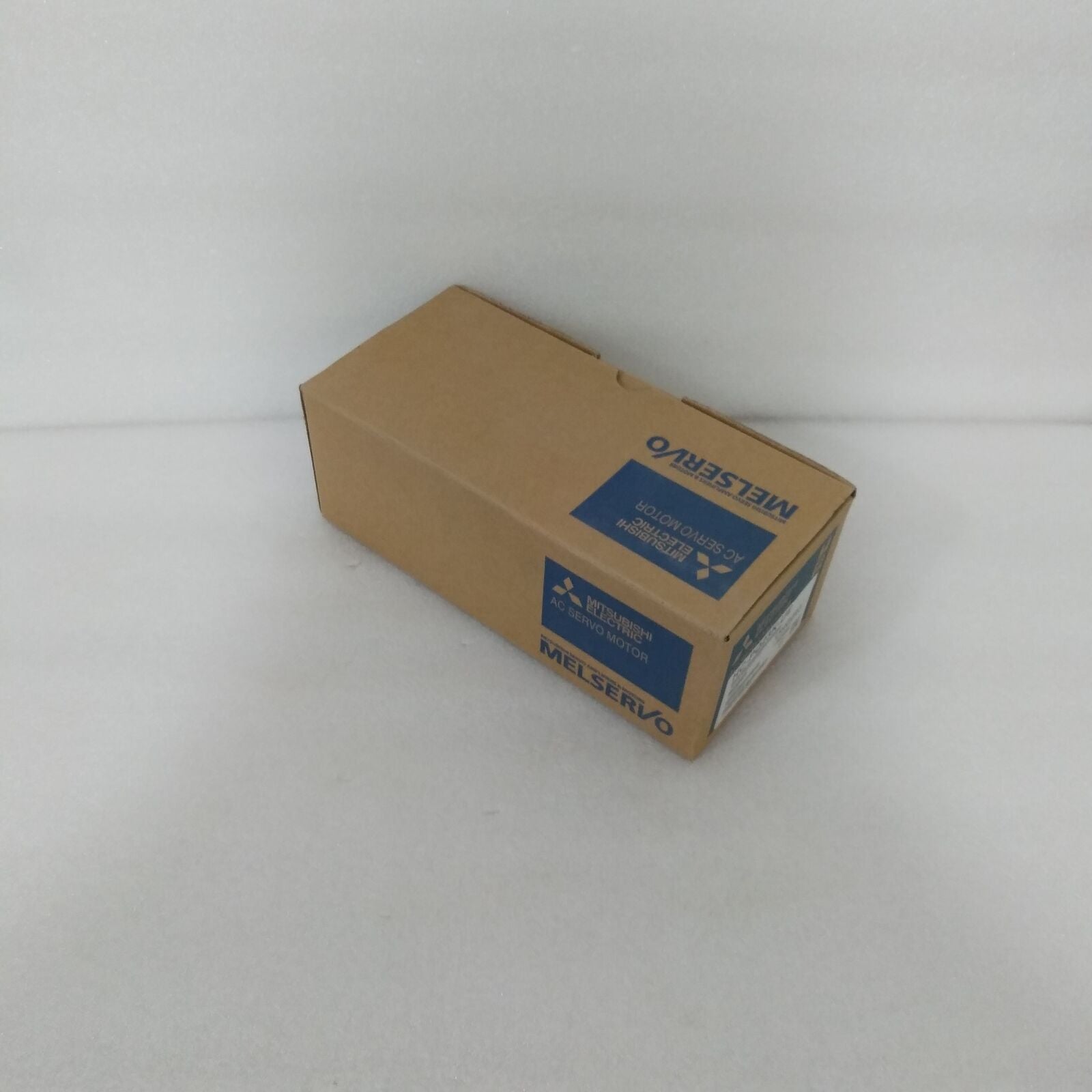 MITSUBISHI SERVO MOTOR HC-PQ23K-UE, 24-HOUR SENTIMENTAL SUPPORT - MITSUBISHI