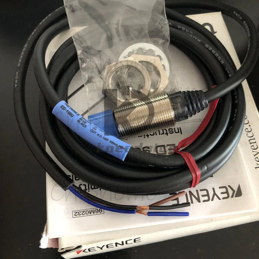 1PCS Keyence ED-118U Proximity Switch Sensor ED118U
