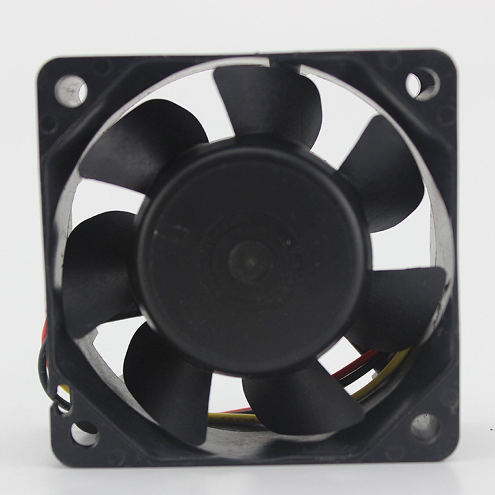 new 1PC  109R0612H402 For SANYO Fan 12V 0.11A