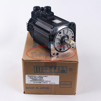 New Yaskawa Servo Motor SGMGH-13DCA6C - YASKAWA