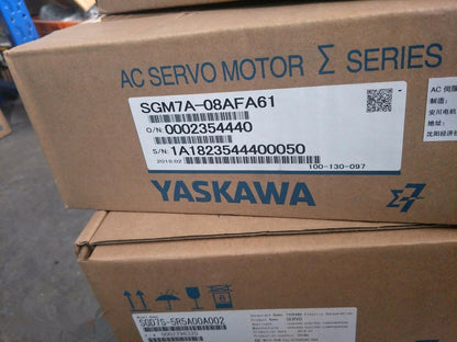1PC YASKAWA AC SERVO MOTOR SGM7A-08AFA61