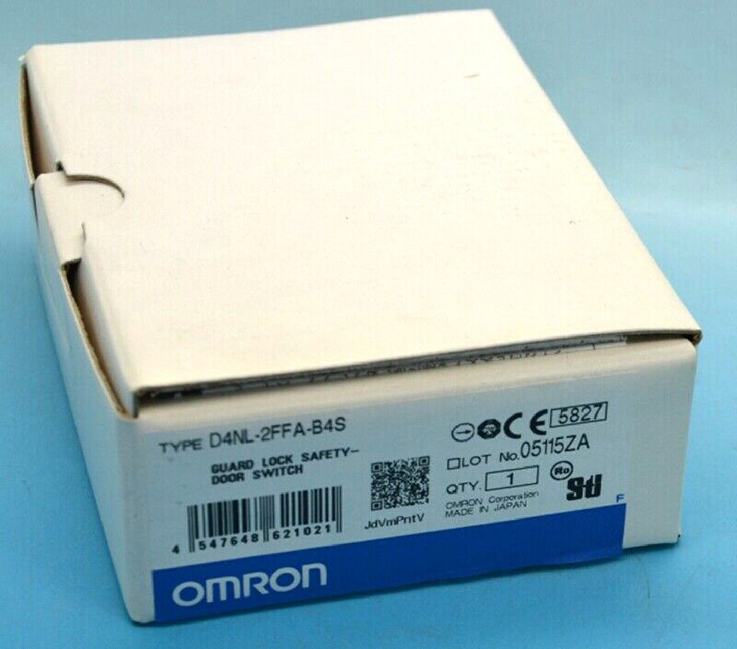 new 1PC In Box OMRON D4NL-2FFA-B4S Guard Lock Safety Door Switch - OMRON