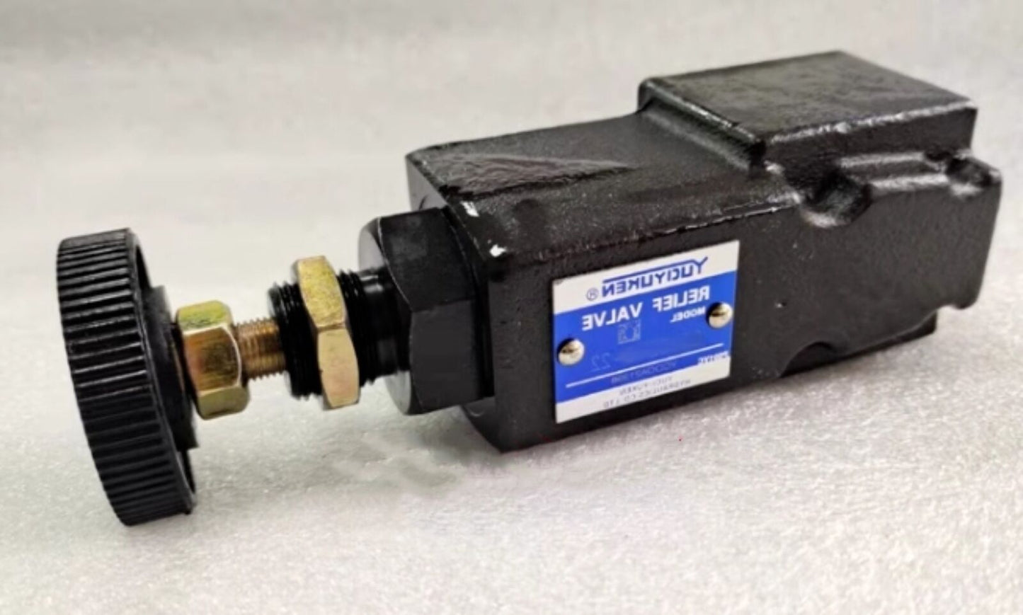 1PCS  FOR YUKEN Direct-acting relief valve DG-01-22