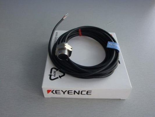 1PCS Keyence EH-114 EH114  Proximity Switch In Box - Free Shipping