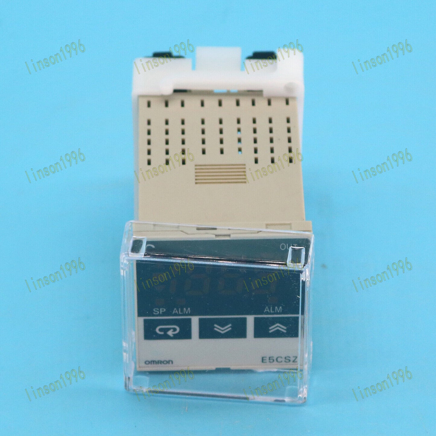 Omron E5CSZQ1T Temperature Controller - OMRON