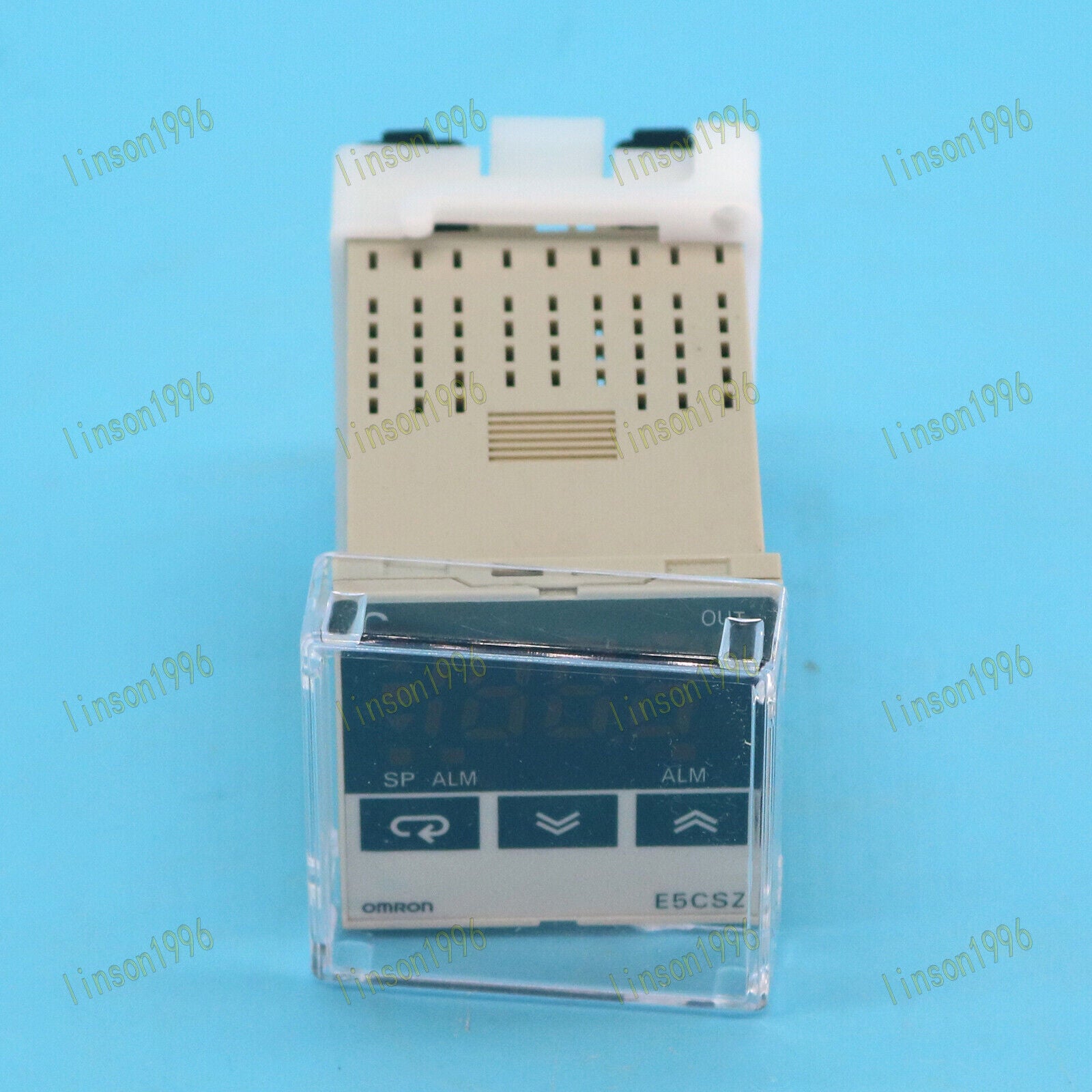 Omron E5CSZQ1T Temperature Controller - OMRON