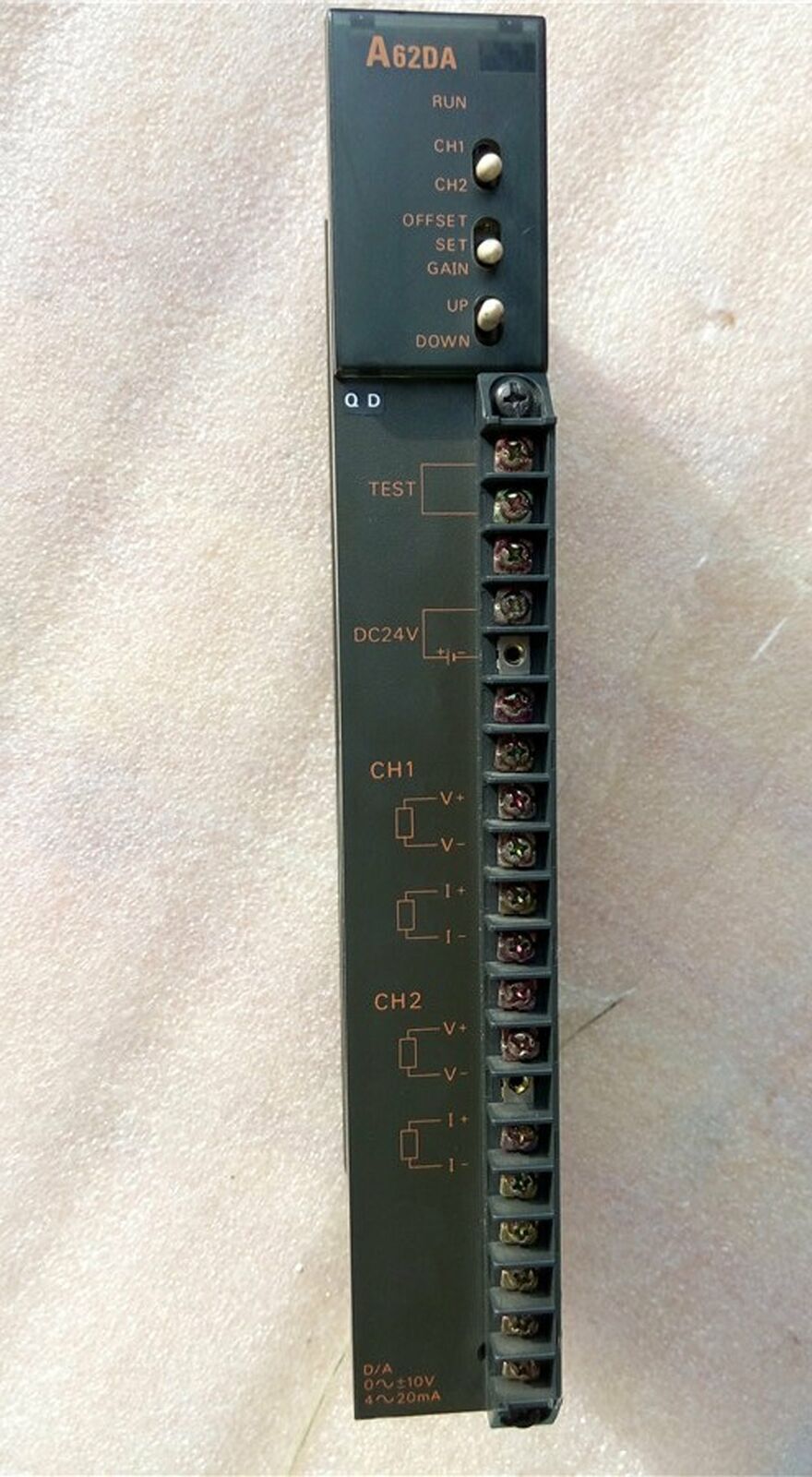 Used Mitsubishi A62DA programmable controller tested and in good condition - MITSUBISHI